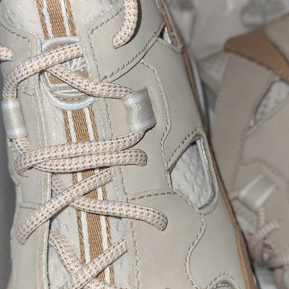 New Timberland "Timberloop" mid Hiker light beige nubuck sizes 7 and 7.5 - Picture 9 of 9